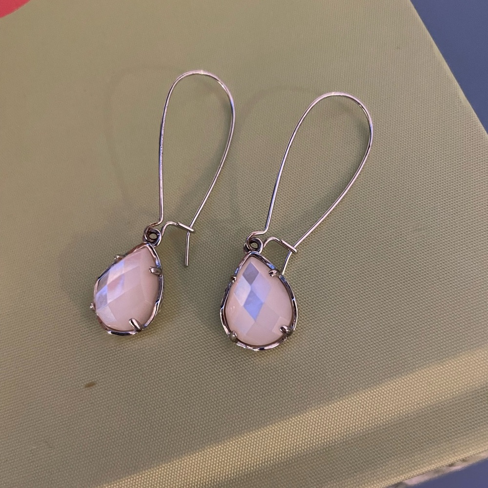 Kendra Scott mother of Pearl drop earrings